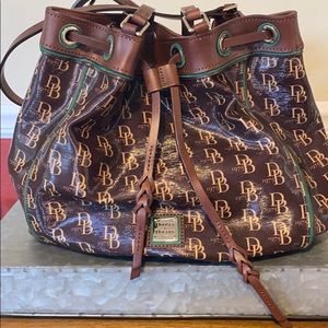 BRAND NEW Dooney & Bourke purse